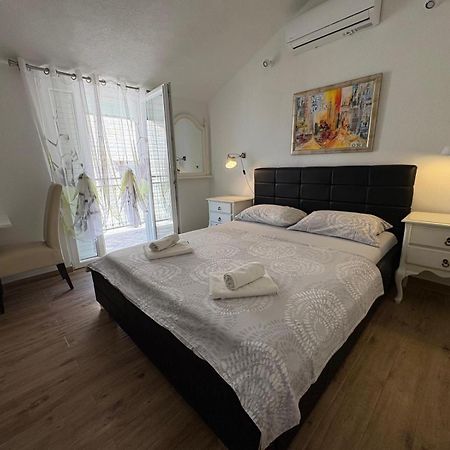 Apartment Ariana โบล ภายนอก รูปภาพ