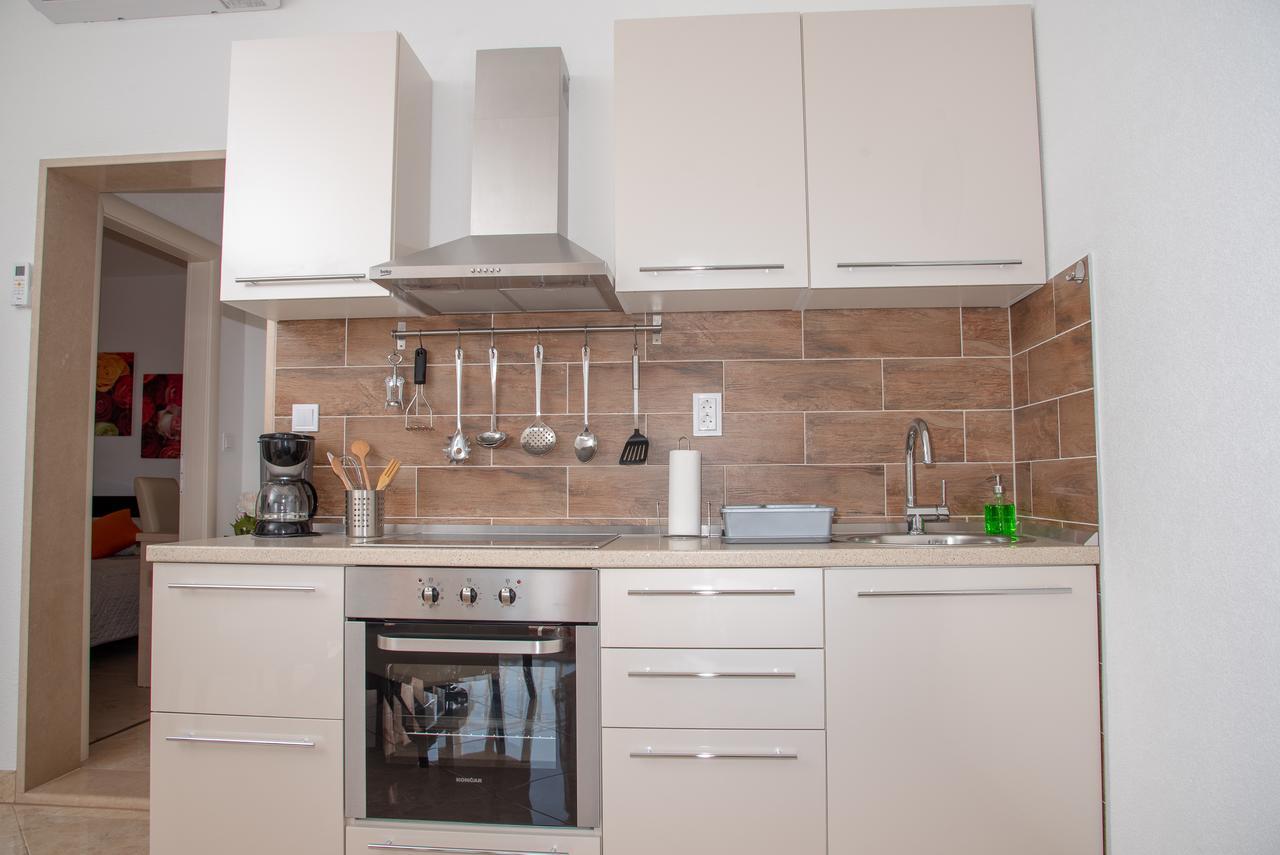 Apartment Ariana โบล ภายนอก รูปภาพ